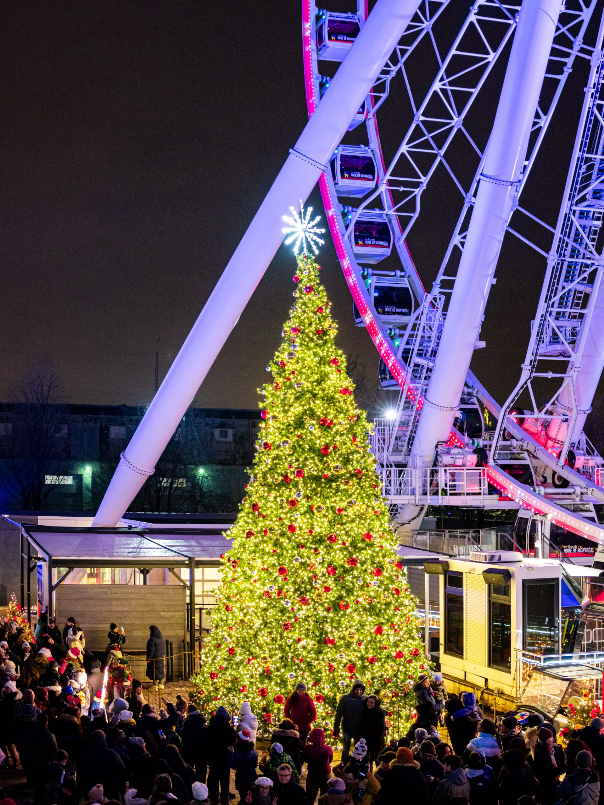 Illumination annuelle de l’arbre de Noël et spectacle de lumières et musique à La Grande Roue de Montréal