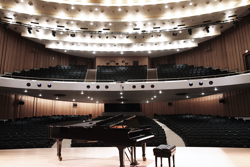 Salle Claude-Champagne
